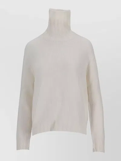 La Rose Turtleneck Knit Straight Cut Ribbed Cuffs Hem In Gray