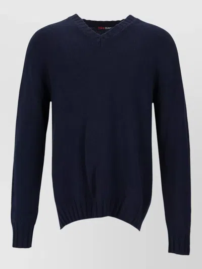 La Rose V Neck Long Sleeve Knit Top In Blue