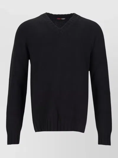 La Rose V Neck Top Long Sleeves Ribbed Trims In Black