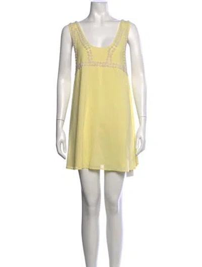 Pre-owned La Vie Style House Scoop Neck Mini Dress In Yellow