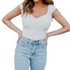 Label 86 V Neck Daisy Top In White In White