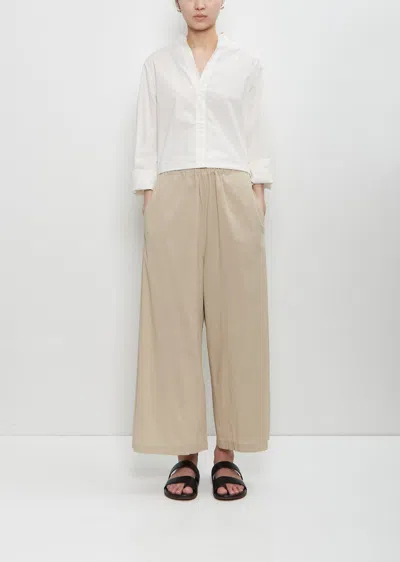 Labo.art Cotton Auto Pant In Neutral