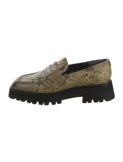 Pre-owned Labucq Embossed Leather Animal Print Loafers In Green