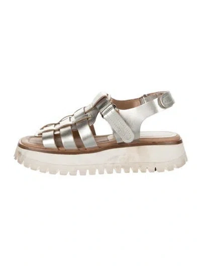 Pre-owned Labucq Embossed Leather Sandals In Silver
