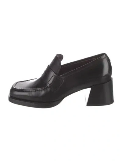 Pre-owned Labucq Kitty Leather In Black