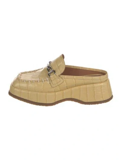 Pre-owned Labucq Leather Animal Print Loafers In Yellow