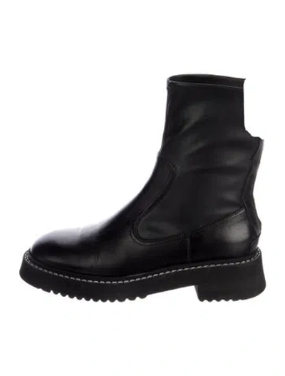 Pre-owned Labucq Leather Boots In Black