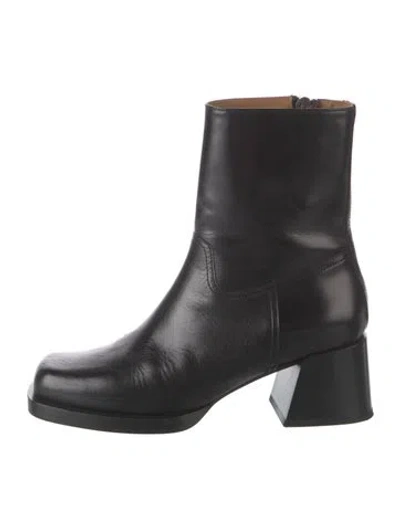Pre-owned Labucq Leather Boots In Black