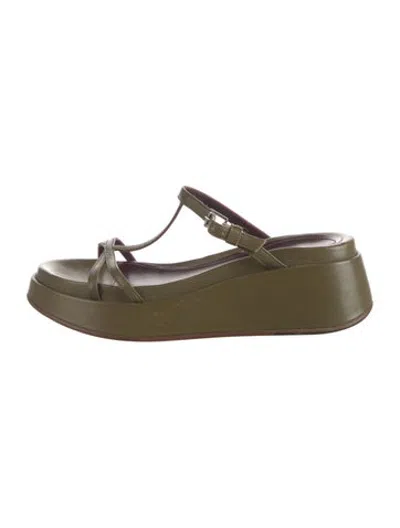 Pre-owned Labucq Leather Sandals In Green