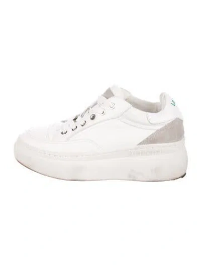 Pre-owned Labucq Leather Sneakers In White