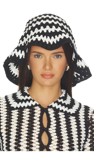L'academie Arriel Crochet Hat In Black