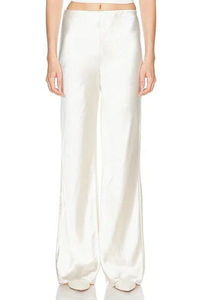 L'academie Hose Etienne In Ivory
