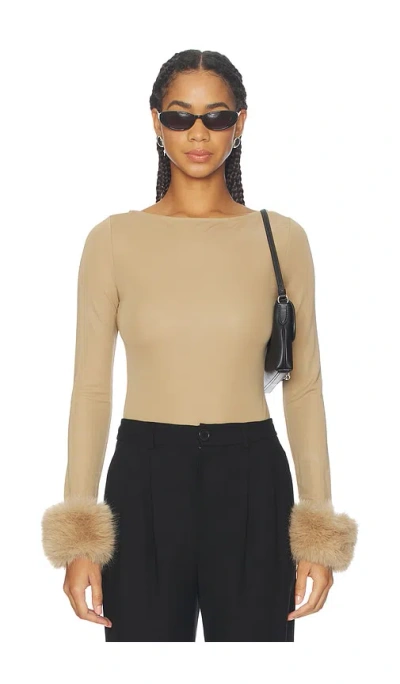 L'academie Dinara Top In Taupe
