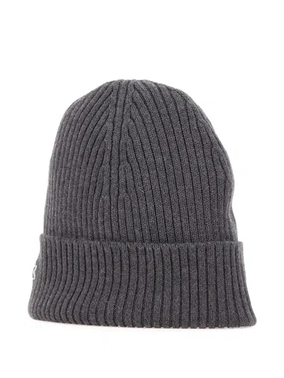Lacoste Ribbed Logo-patch Beanie In Gray