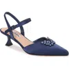 Lady Couture Classy Pointed Toe Pump In Multi