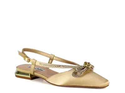 Lady Couture Kendal Flat In Gold