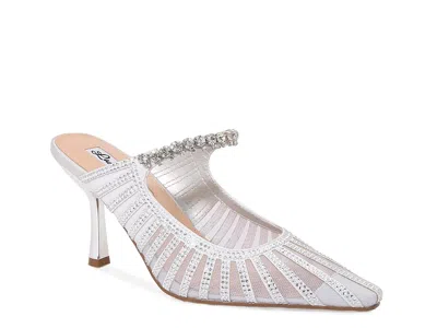 Lady Couture Love Pump In Silver