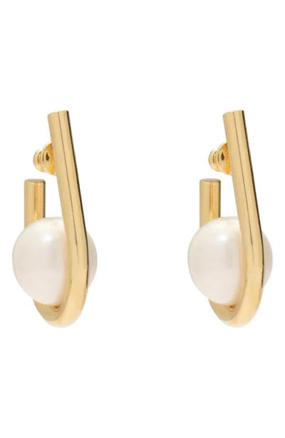 Lady Grey Chaise Freshwater Pearl Drop Earrings