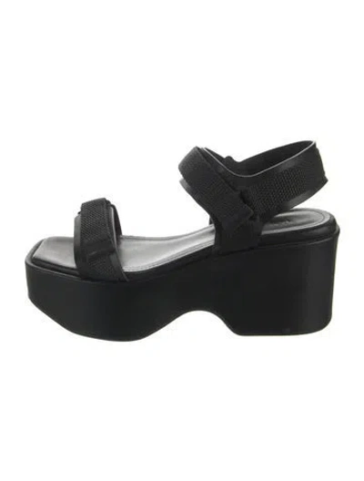 Pre-owned Lafayette 148 Leather Sandals In Black