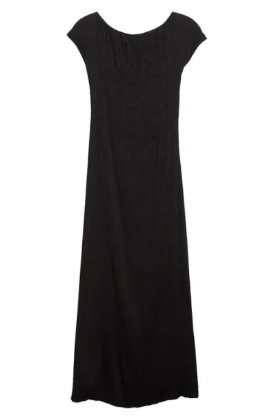 Lafayette 148 New York Smocked Plissé Cap Sleeve Dress In Black