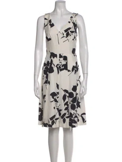 Pre-owned Lafayette 148 Silk Knee-length Dress In White
