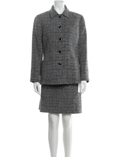 Pre-owned Lafayette 148 Tweed Plaid Print Skirt Suit In Gray