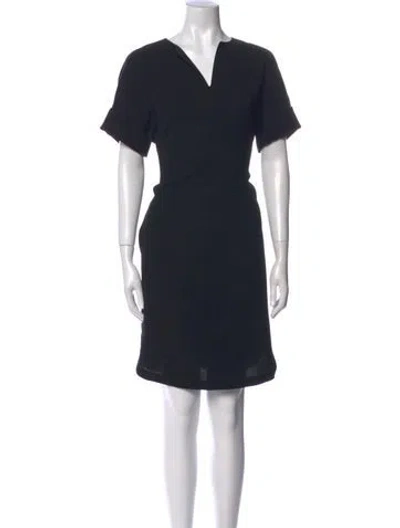 Pre-owned Lafayette 148 V-neck Knee-length Dress In Black