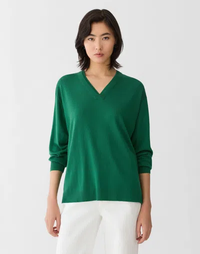 Lafayette 148 Washable Merino Wool Long Sleeve V Neck Sweater In Green