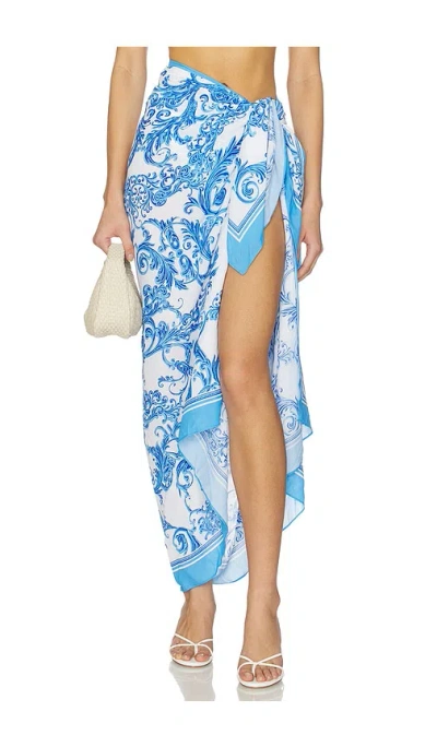 L'agence Maribel Pareo In Blue
