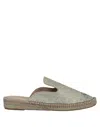 Lagoa Espadrilles In Gold