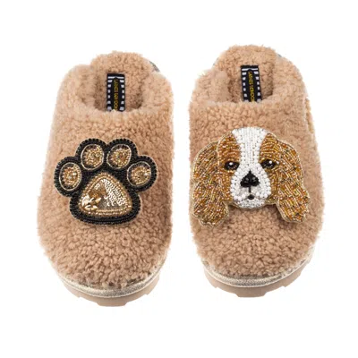 Laines London Brown Teddy Towelling Closed Toe Slippers With Lady Spaniel & Paw Brooches - Toffee