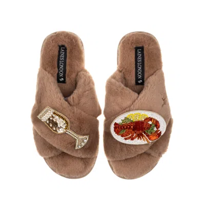 Laines London Women's Brown Classic Laines Slippers With Lobster Platter & Glass Of Fizz Brooches - Toffee