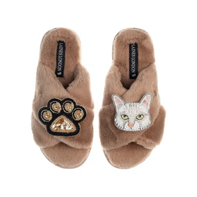Laines London Women's Brown Classic Laines Slippers With White Lily Cat & Paw Brooch - Toffee