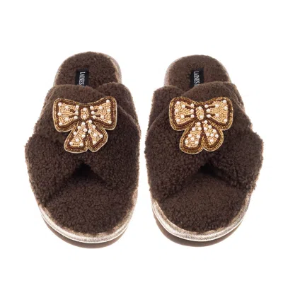 Laines London Women's Brown / Gold / Neutrals Neutral Boucle Slippers With Brown & Pearl Beaded Pretty Bow Brooche