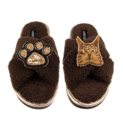 LAINES LONDON WOMEN'S BROWN / NEUTRALS BOUCLE SLIPPERS WITH PAW & GINGER MAINE COON CAT BROOCHES - CHOCOLATE