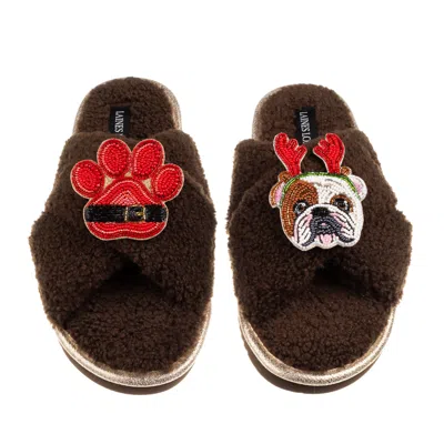 Laines London Women's Brown / Neutrals Laines Boucle Slippers With Christmas British Bulldog & Paw Brooches - Choc