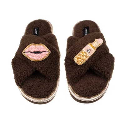 Laines London Women's Brown / Neutrals Laines Neutral Boucle Slippers With Pink Lips & Lipstick Brooches - Chocola