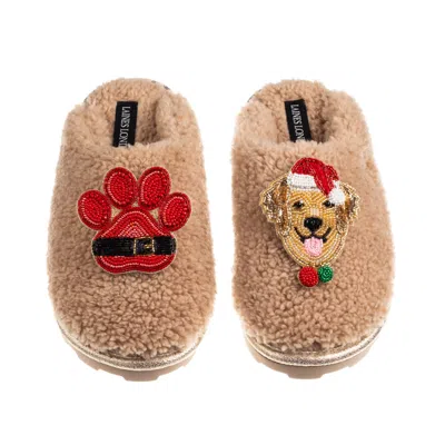Laines London Women's Brown / Neutrals Teddy Closed Toe Slippers With Christmas Golden Retriever & Paw Brooches -  In Multi