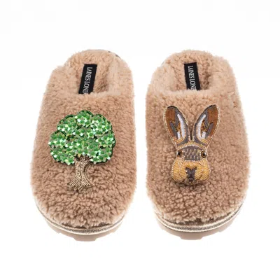 Laines London Women's Brown / Neutrals Teddy Closed Toe Slippers With Hare & Oak Tree Brooches - Toffee