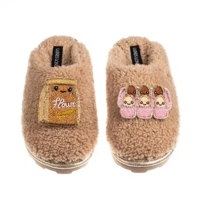 Laines London Women's Brown / Neutrals Teddy Closed Toe Slippers With Laines Lovables Flour & Eggs Brooches - Toff