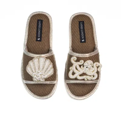 Laines London Women's Brown Straw Braided Sandals With Beaded Shell & Octopus Brooches - Caramel