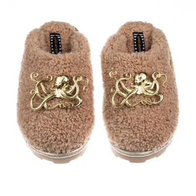 Laines London Women's Brown Teddy Closed Toe Slippers With Gold Metal Octopus Brooches - Toffee