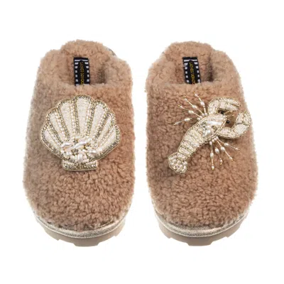 Laines London Women's Brown Teddy Closed Toe Slippers With Pearl Beaded Lobster & Shell Brooches - Toffee