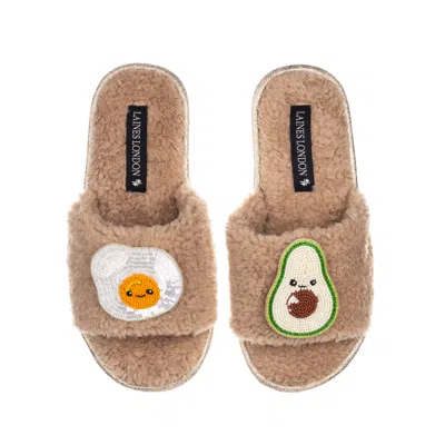 Laines London Women's Brown Teddy Slider Slippers With Laines Loveables Egg & Avocado Brooches - Toffee
