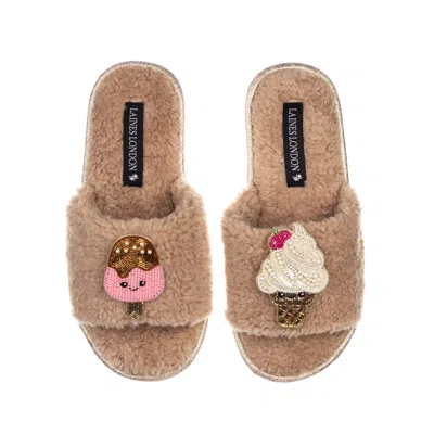 Laines London Women's Brown Teddy Slider Slippers With Laines Loveables Ice Lolly & Ice Cream Brooches - Toffee