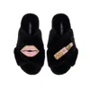 Laines London Women's Classic Laines Slippers With Pink Lipstick & Lips Brooches - Black In Black