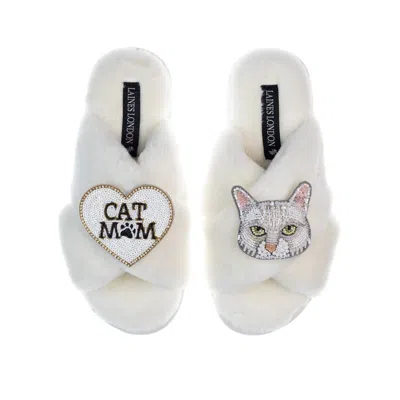 Laines London Women's Classic Laines Slippers With White Lily Cat & Cat Mum / Mom Brooches - Cream
