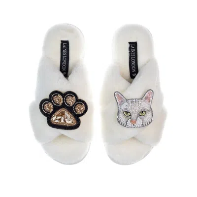 Laines London Women's Classic Laines Slippers With White Lily Cat & Paw Brooch - Cream