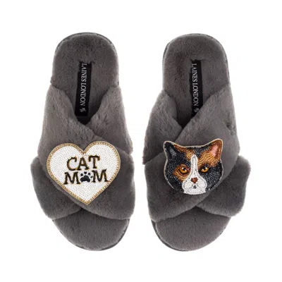Laines London Women's Classic Slippers With Cat Mum/mom & Domestic Shorthair Calico Cat Brooches - Grey In Gray