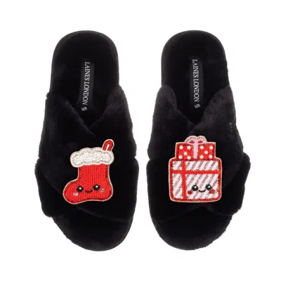 Laines London Women's Classic Slippers With Christmas Laines Lovables Stocking & Gift Brooches - Black